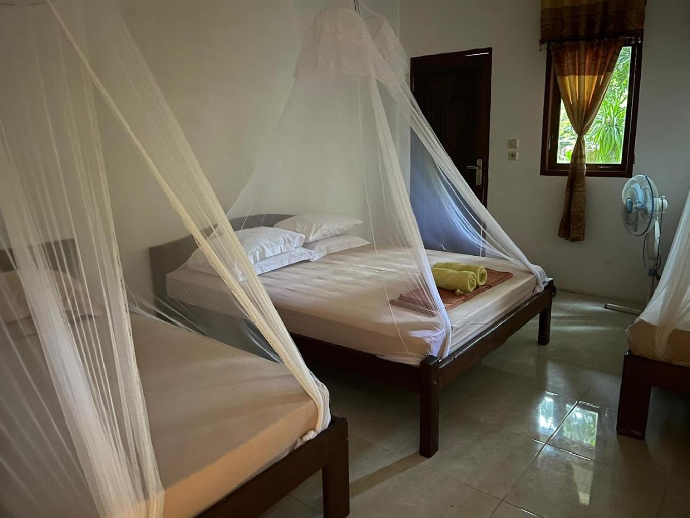 Tangkoko Macaca Hotel Rinondoran Exterior foto